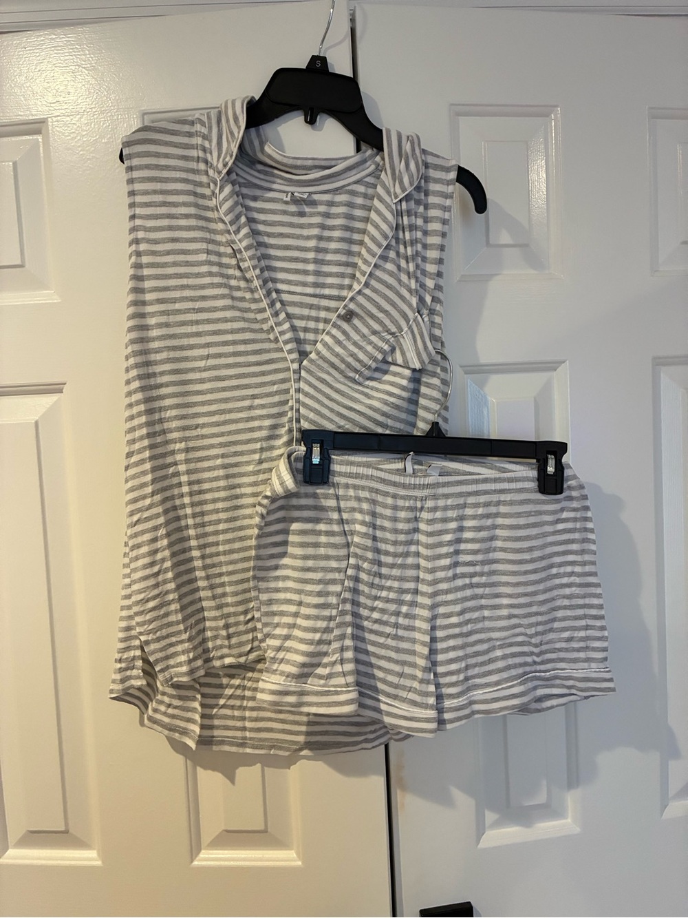 Nordstrom Sleeveless striped Gray & White pj set